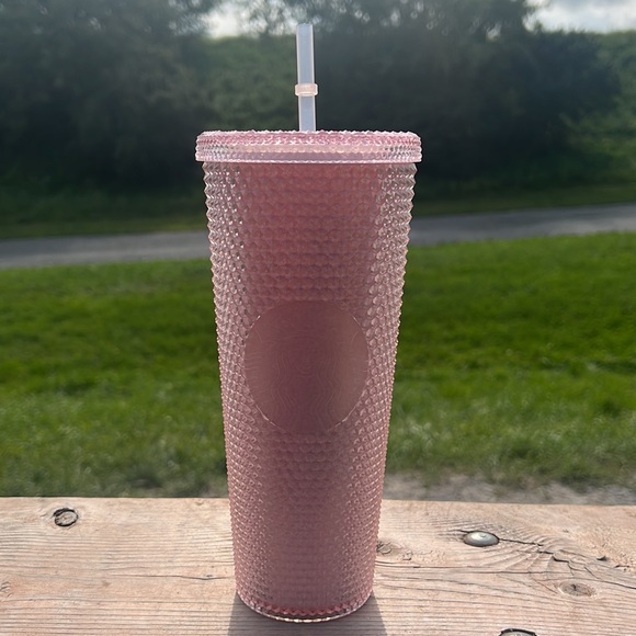 CHINA 🇨🇳 2022 - SAKURA - PINK GLITTER STUDDED CUP COLD CUP - Picture 1 of 4